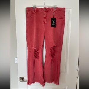 RISEN CROPPED BRICK DISTRESSED JEANS IN SIZE 2XL **NWT**
